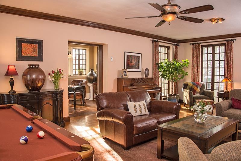 The billiard room at the inn