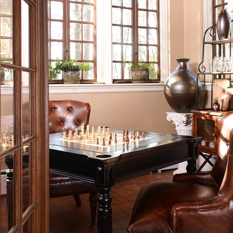 The conservatory sitting room at the Inn on Putney Road